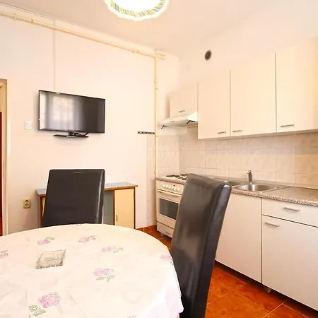 Valerija 847 Apartmán Pula