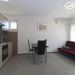 アパート Valerija 847