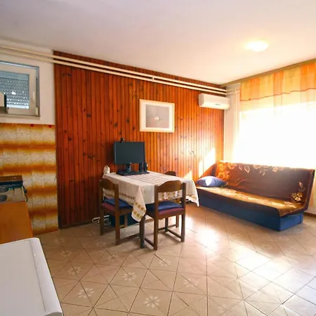 Valerija 847 Apartman *