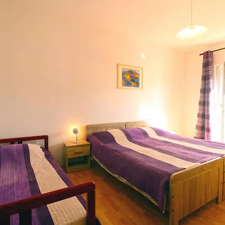 Valerija 847 Apartman *