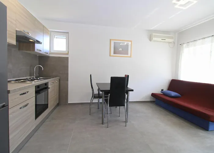 Valerija 847 * Póla